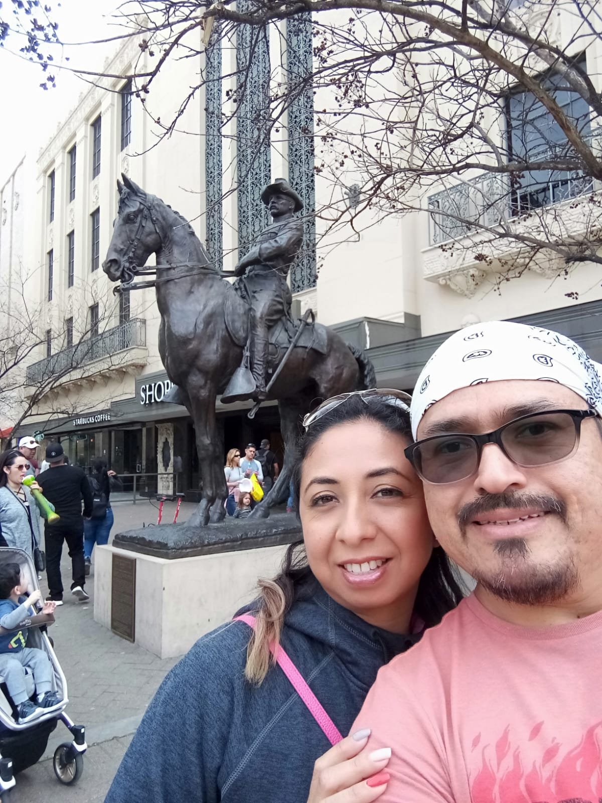 Equipo de Viajes en Oferta en oficina